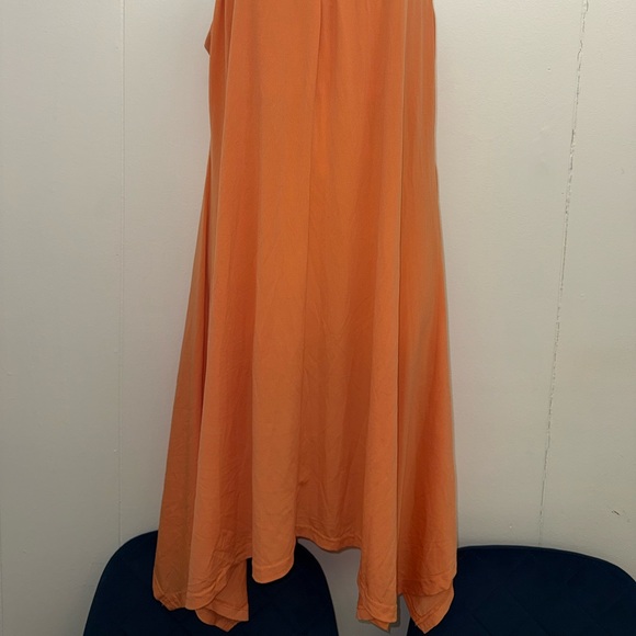 VENUS Orange Halter-Style Maxi Dress - Picture 5 of 5